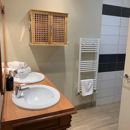 Charmant Jardin/parking Prive 4 Personnes Apartment